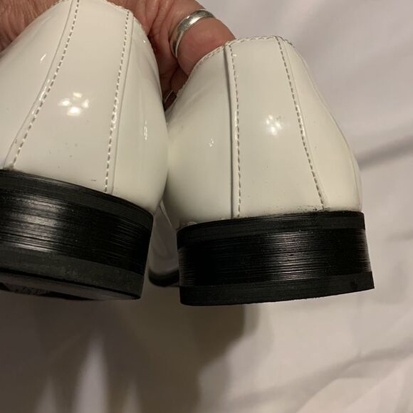 Bruno Marc size 11 white tuxedo shoes. NWOT never worn